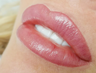 Lips Permanent MakeUp - Micropigmentation